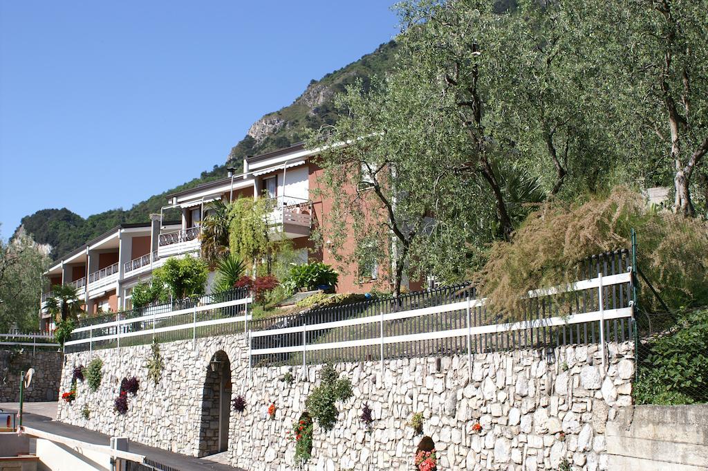 Hotel Riviera Panoramic Green Resort ليمونِ سول غاردا المظهر الخارجي الصورة