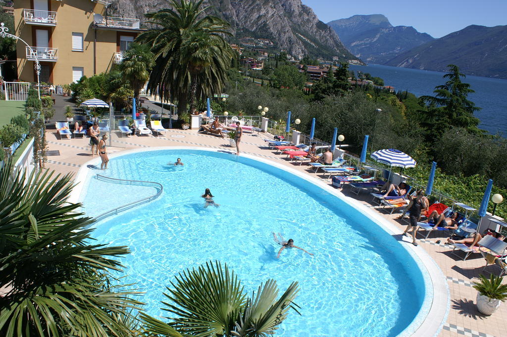 Hotel Riviera Panoramic Green Resort ليمونِ سول غاردا المظهر الخارجي الصورة