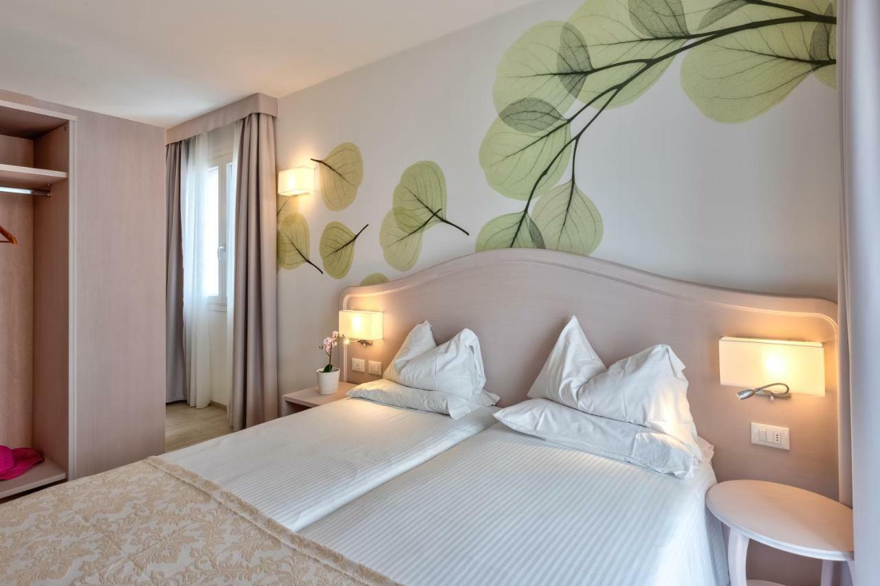 Hotel Riviera Panoramic Green Resort ليمونِ سول غاردا المظهر الخارجي الصورة